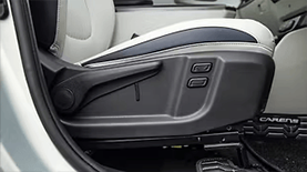 Power-adjustable driver's seat with effective settings makes finding the perfect position easy.